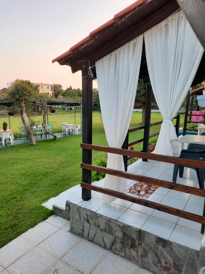 Bungalows Anestis Torone Exterior foto